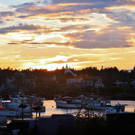 Dragonwood Castle On Waterfront With Stunning View Villa Prospect Harbor Exterior foto